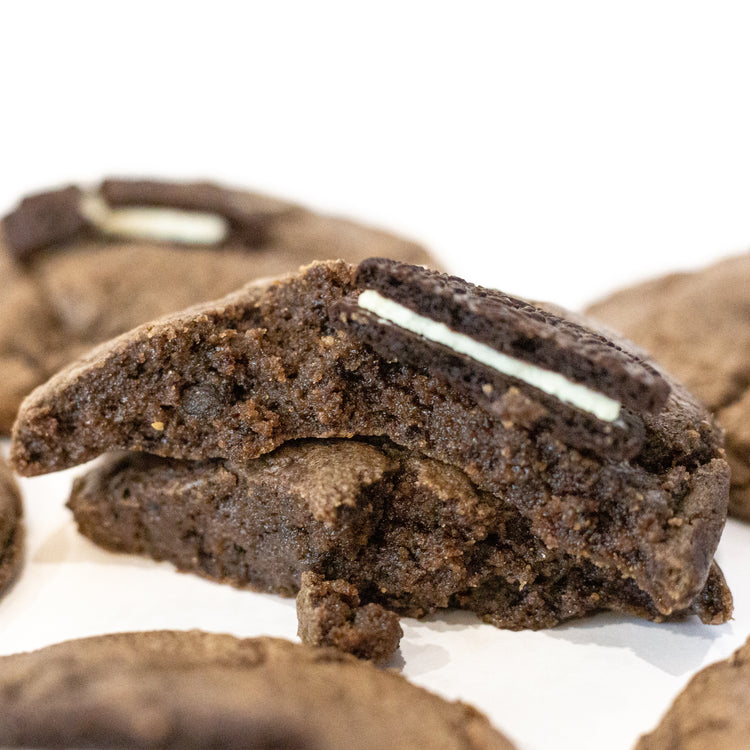 Cookies & Cream Cookie