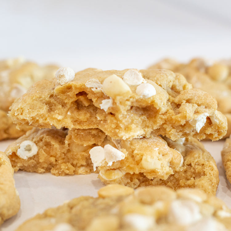 White Chocolate Macadamia Nut Cookie